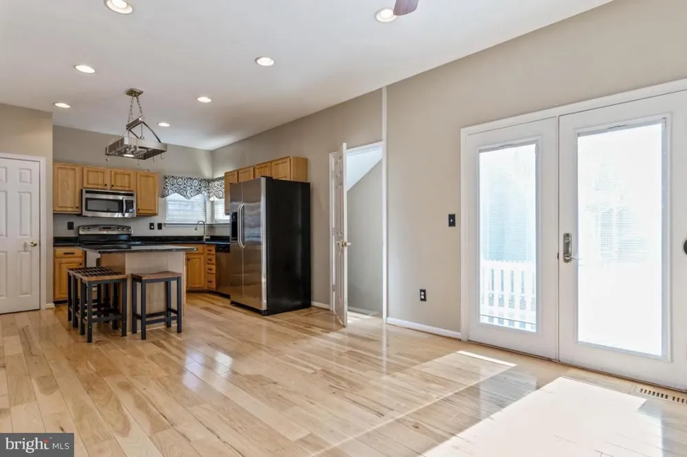 1721 GRANDE VIEW AVENUE Severn, MD 21144
