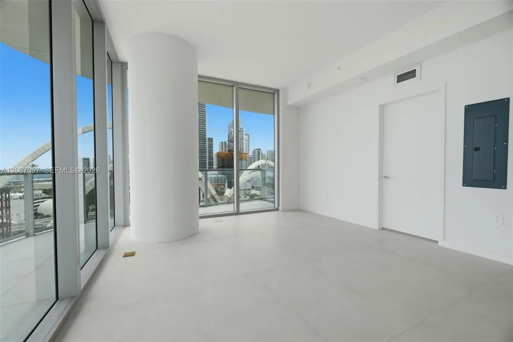 1400 Biscayne Blvd #1801 Miami, FL 33132