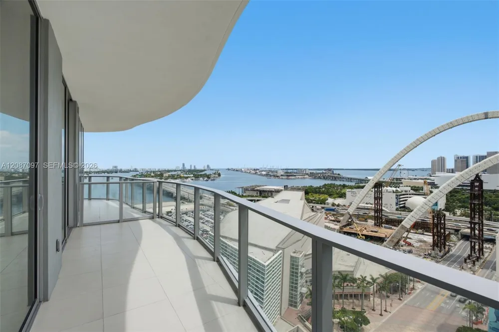 1400 Biscayne Blvd #1801 Miami, FL 33132