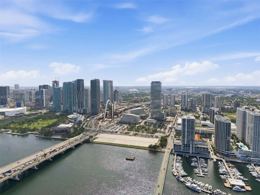 1400 Biscayne Blvd #1801 Miami, FL 33132