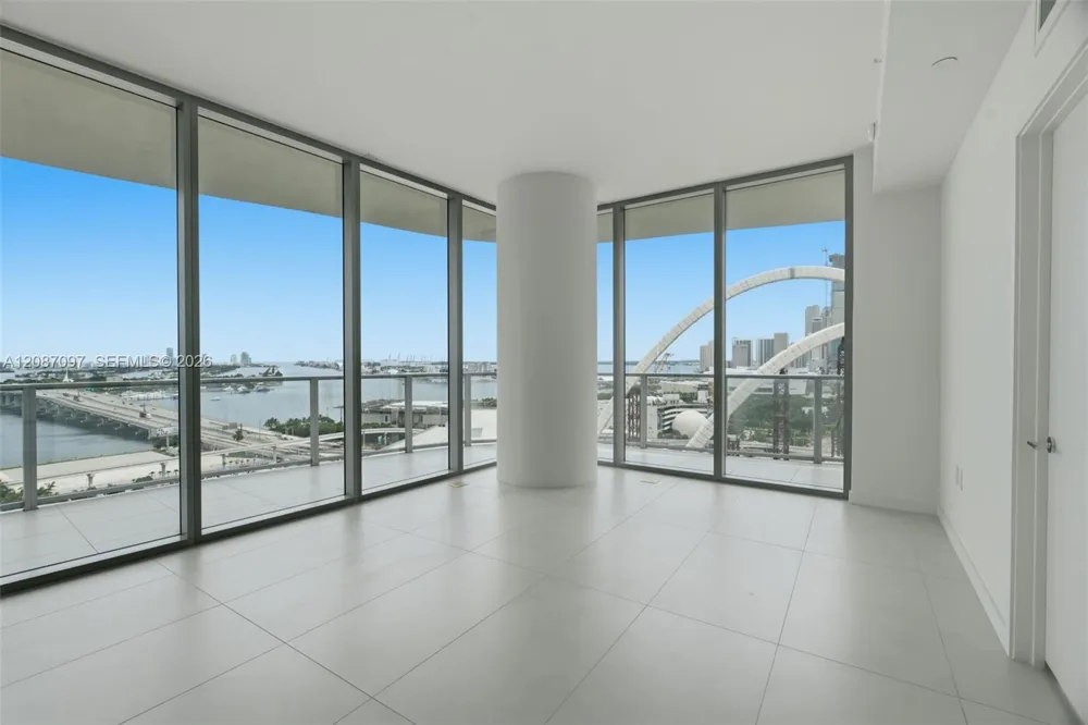 1400 Biscayne Blvd #1801 Miami, FL 33132