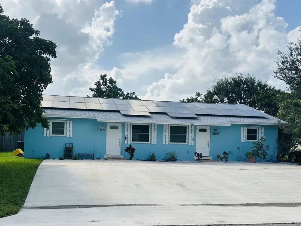 1657 Magnolia Lane West Palm Beach, FL 33417