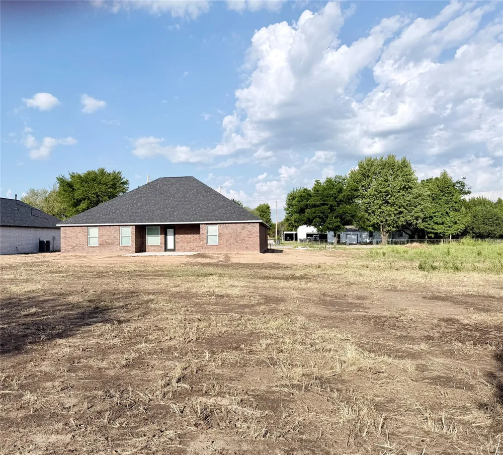 9945 Osage Drive Sperry, OK 74073