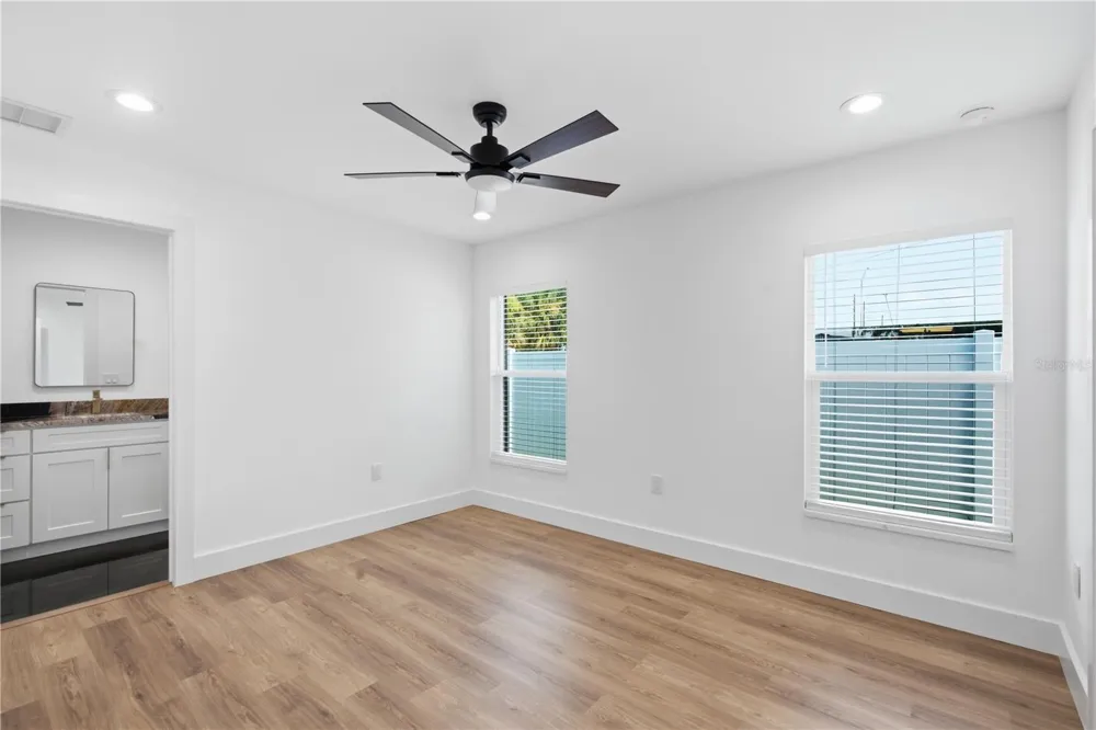 5502 HABANA AVENUE Tampa, FL 33614