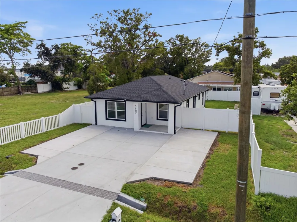 5502 HABANA AVENUE Tampa, FL 33614