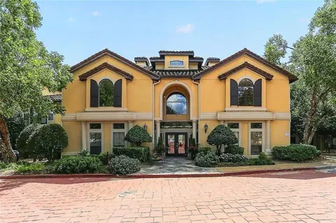 3777 Peachtree Road NE #214