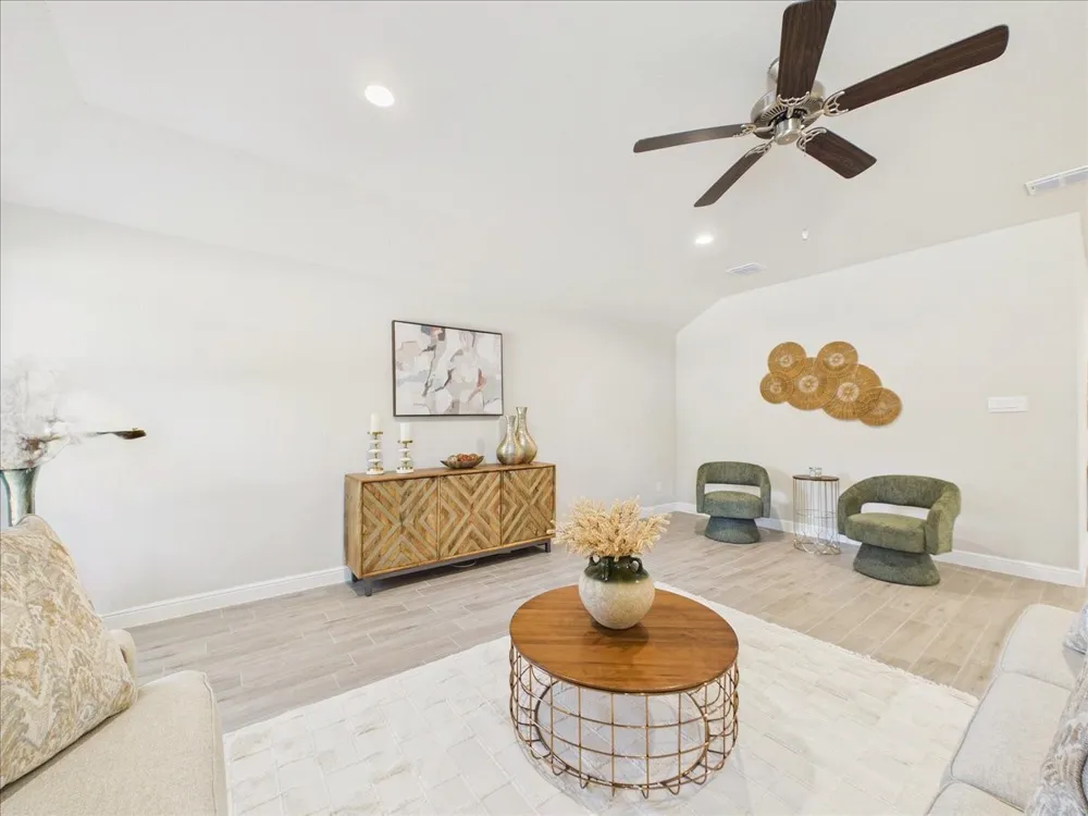 1449 Bennett Drive Burleson, TX 76028