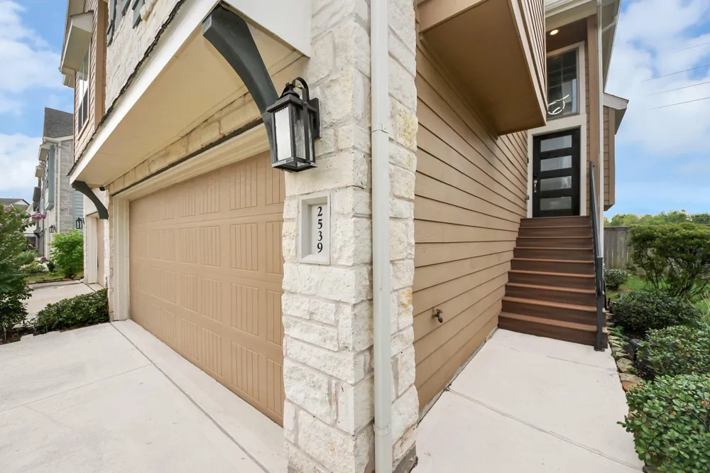 2539 Terrace Point Drive Missouri City, TX 77459