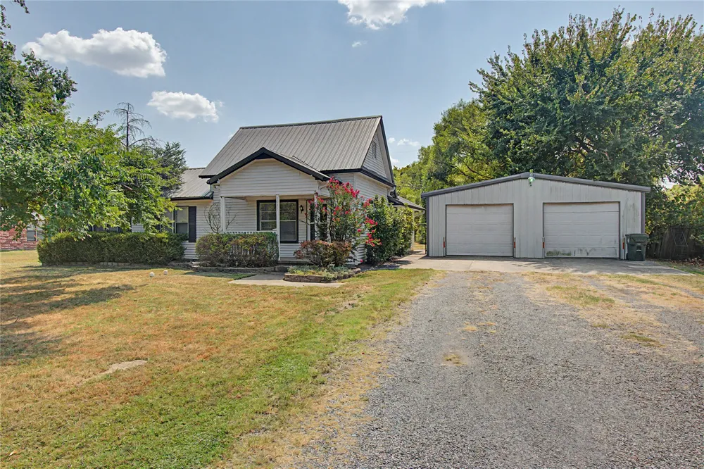 1711 Turner Street Muskogee, OK 74403