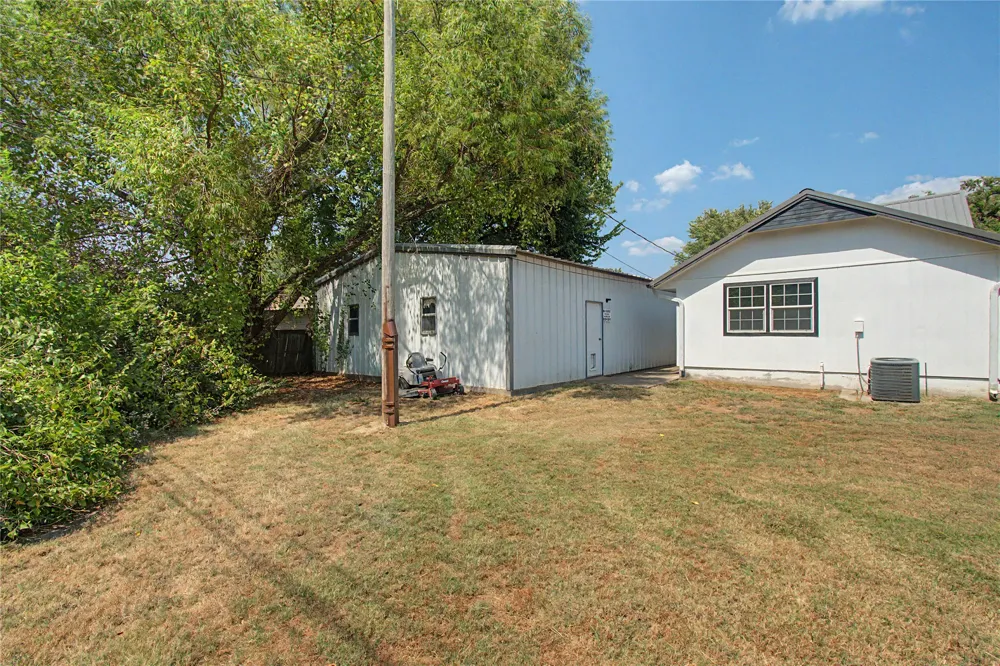 1711 Turner Street Muskogee, OK 74403