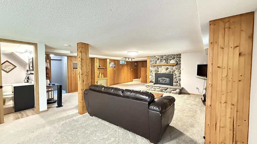 415 S 11th Street Montevideo, MN 56265