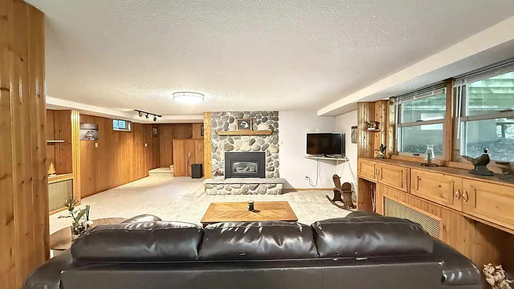 415 S 11th Street Montevideo, MN 56265