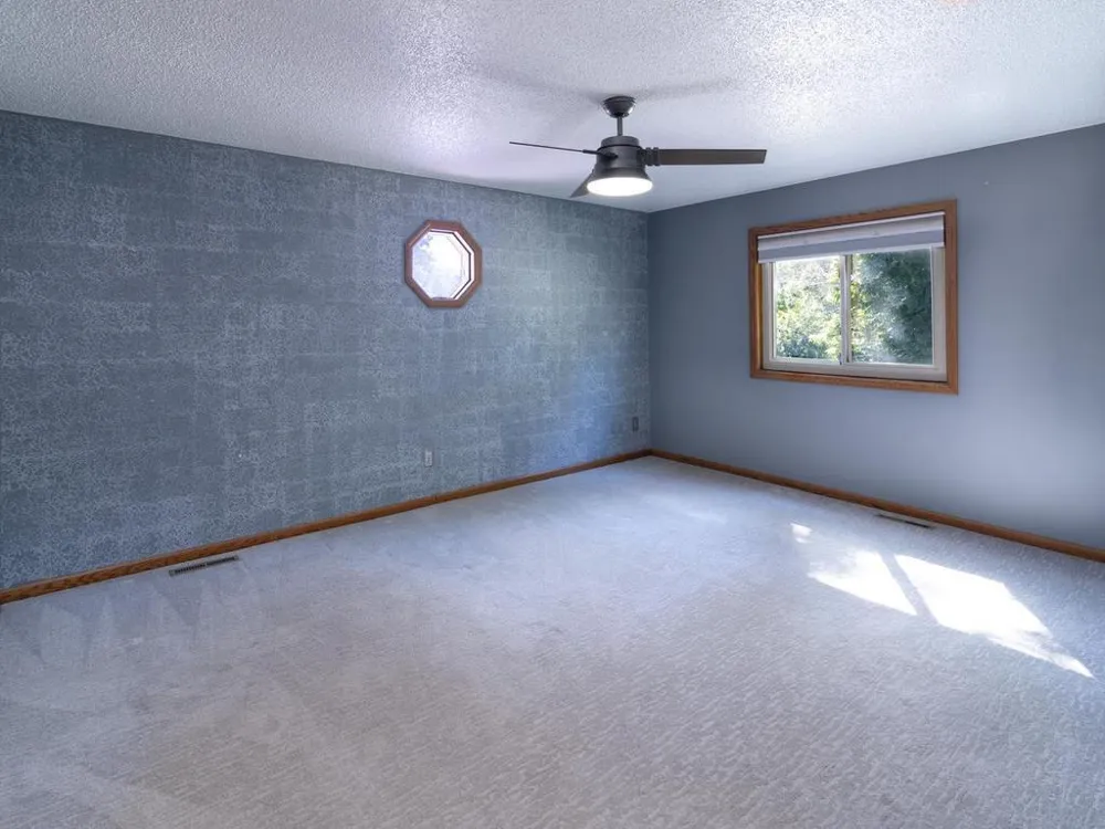 10015 Upper 205th Street W Lakeville, MN 55044
