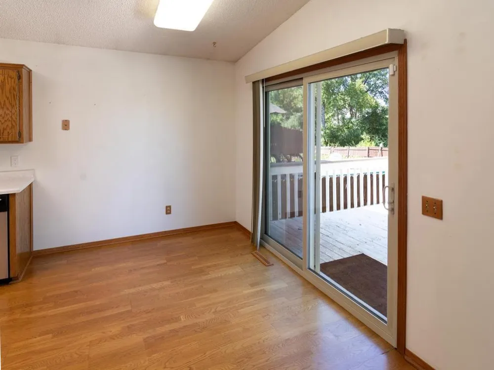 10015 Upper 205th Street W Lakeville, MN 55044