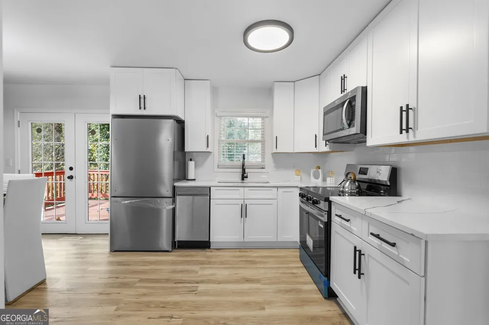 1969 Valley Ridge DR SW Atlanta, GA 30331