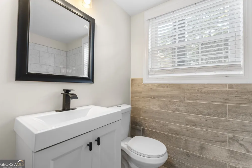1969 Valley Ridge DR SW Atlanta, GA 30331