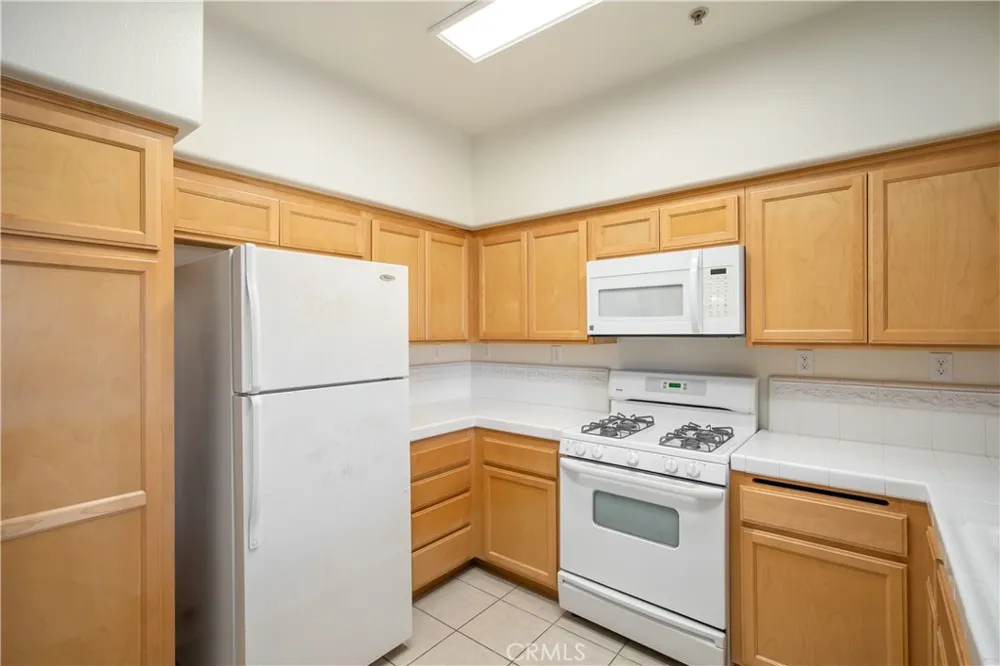 310 E. McCoy Lane #3F Santa Maria, CA 93455