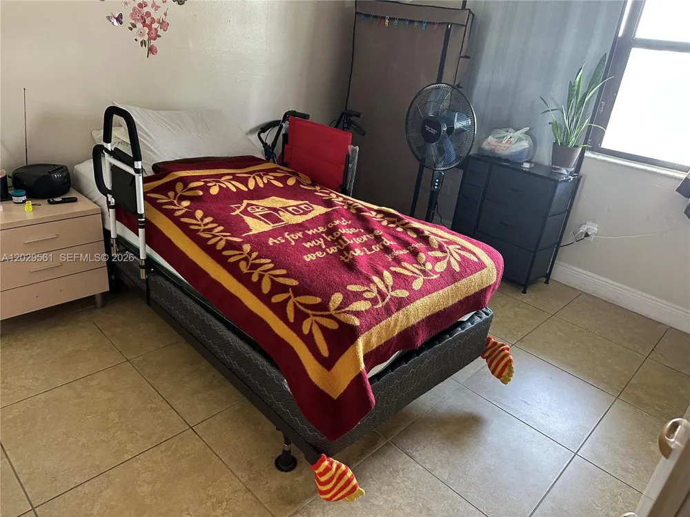 15360 SW 72 ST #21 Miami, FL 33193