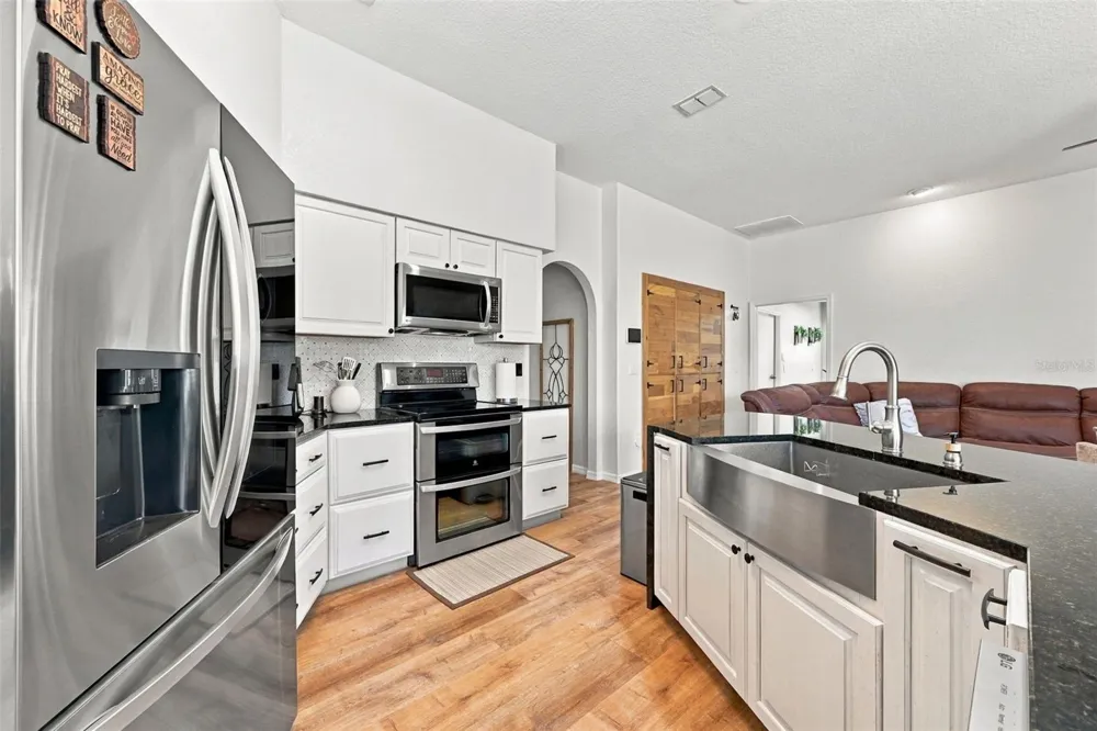 8933 THOREAU PLACE Hudson, FL 34667