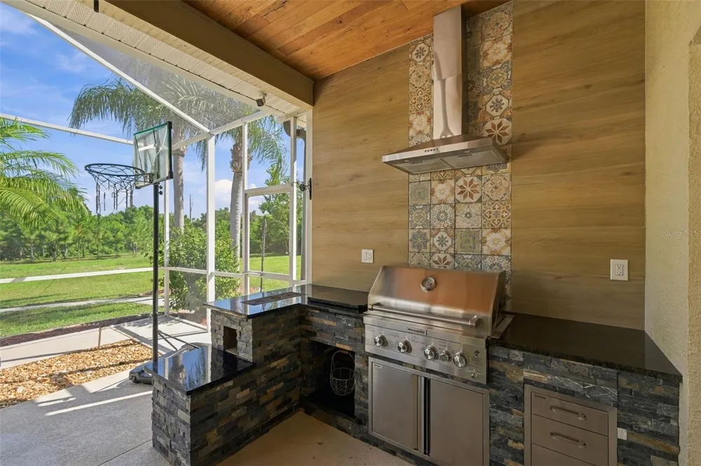 8933 THOREAU PLACE Hudson, FL 34667