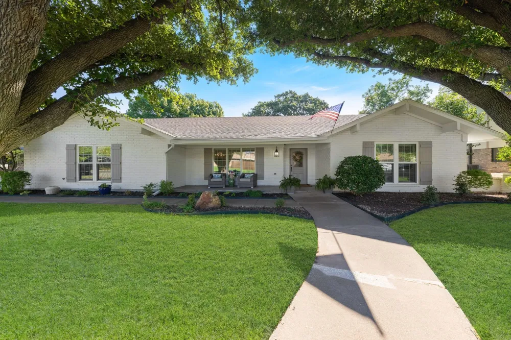 536 Sellmeyer Lane Highland Village, TX 75077