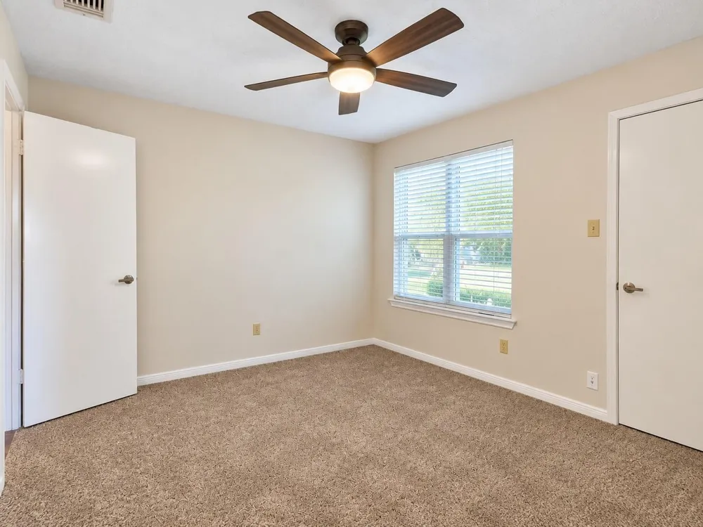 15823 Oak Mountain Drive Houston, TX 77095