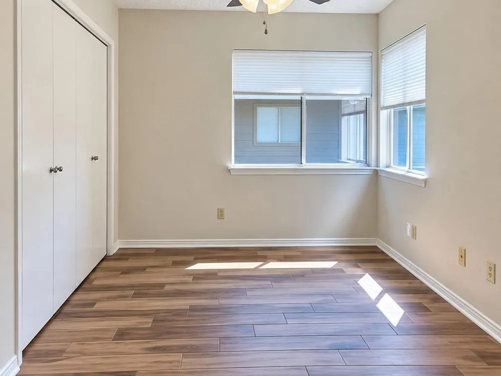 15823 Oak Mountain Drive Houston, TX 77095