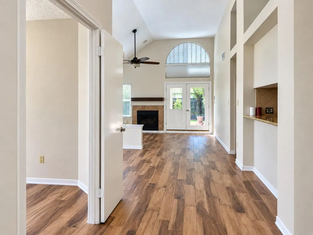 15823 Oak Mountain Drive Houston, TX 77095
