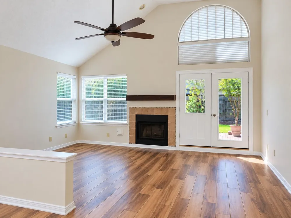 15823 Oak Mountain Drive Houston, TX 77095