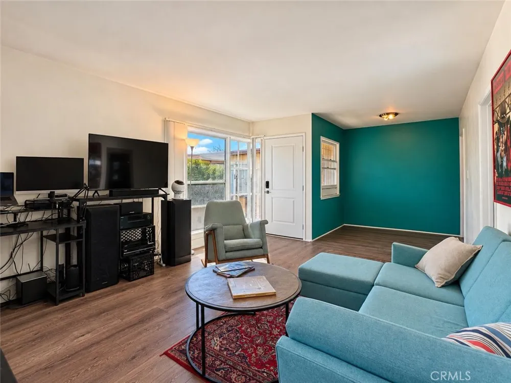 5648 Clemson Street #1/2 Los Angeles, CA 90016