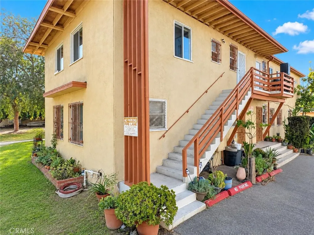 5648 Clemson Street #1/2 Los Angeles, CA 90016