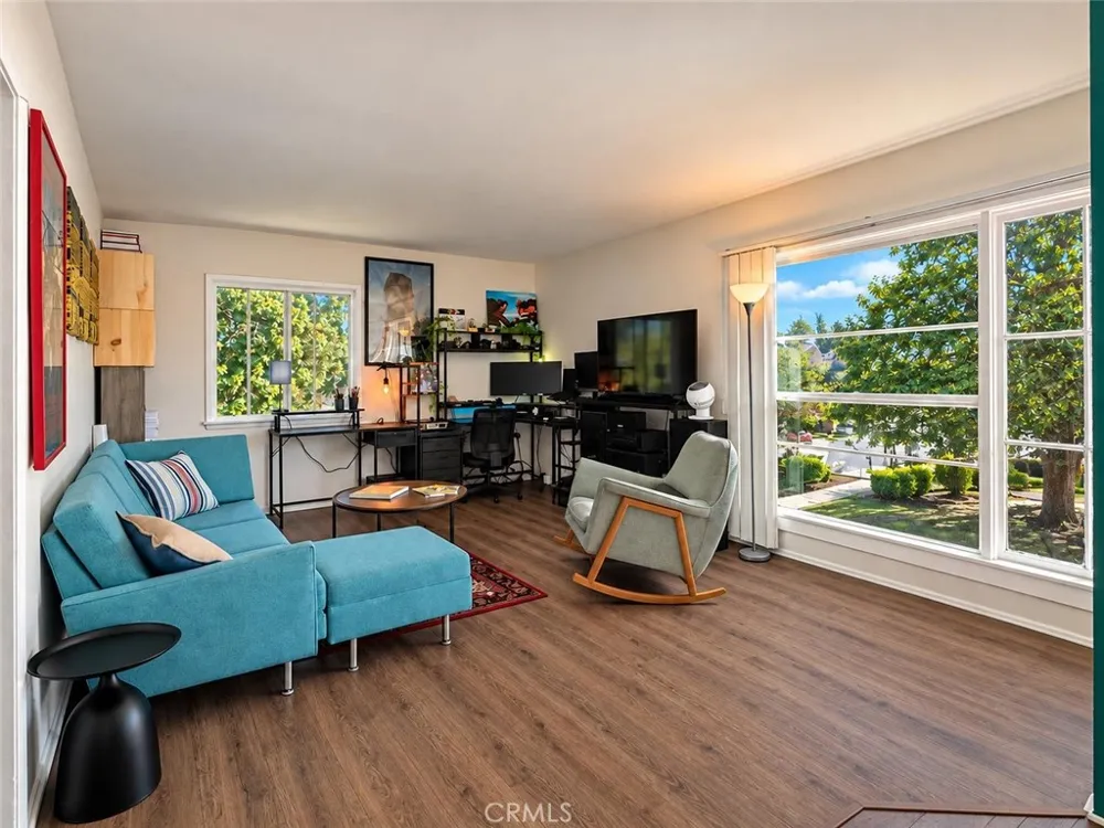 5648 Clemson Street #1/2 Los Angeles, CA 90016