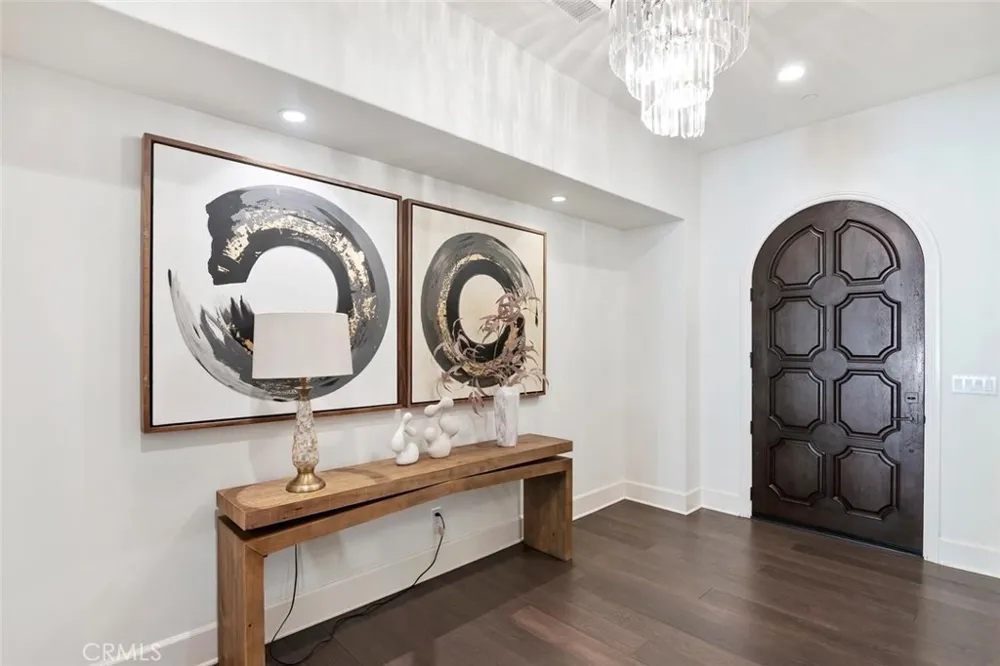 115 Candleglow Irvine, CA 92602