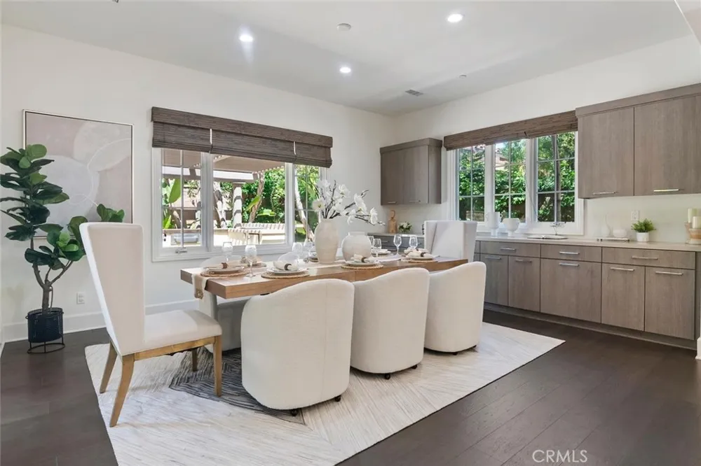 115 Candleglow Irvine, CA 92602
