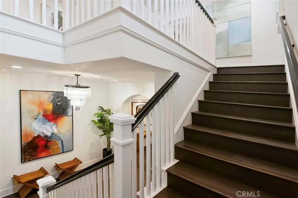 115 Candleglow Irvine, CA 92602