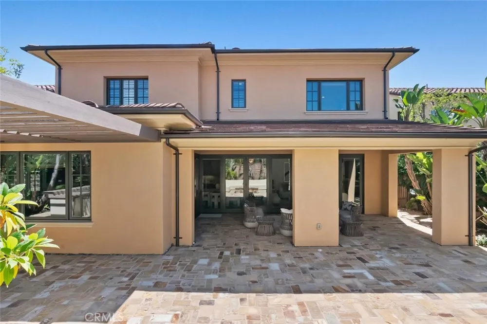 115 Candleglow Irvine, CA 92602