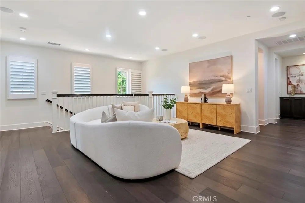 115 Candleglow Irvine, CA 92602