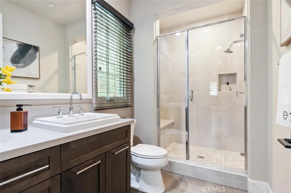 115 Candleglow Irvine, CA 92602