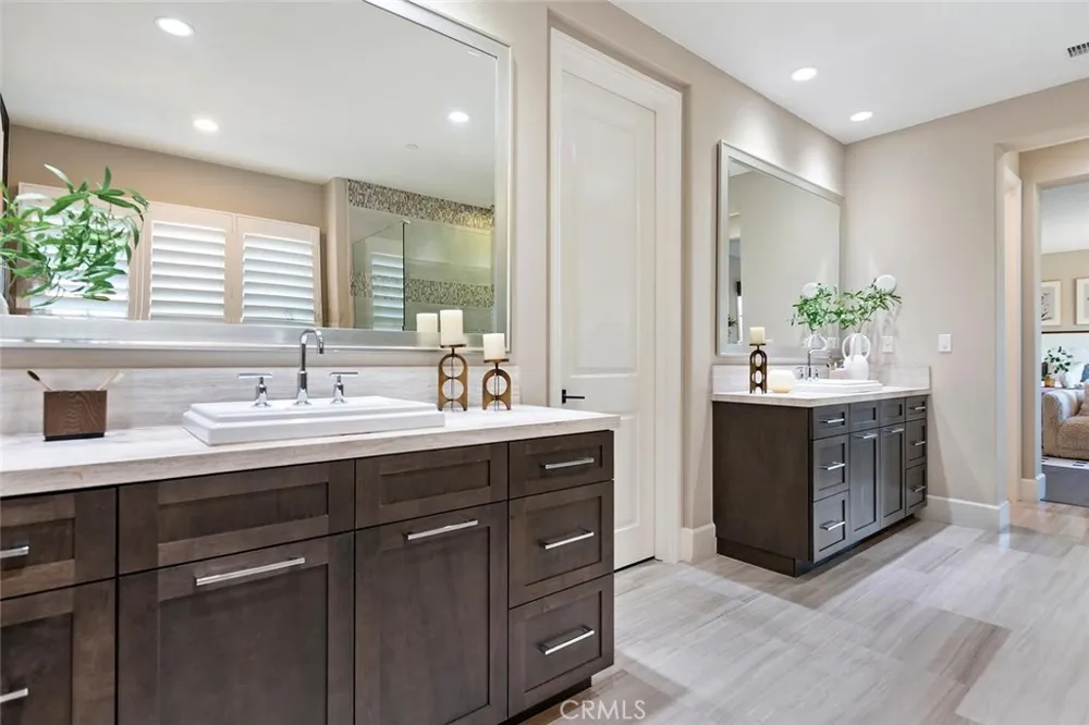 115 Candleglow Irvine, CA 92602