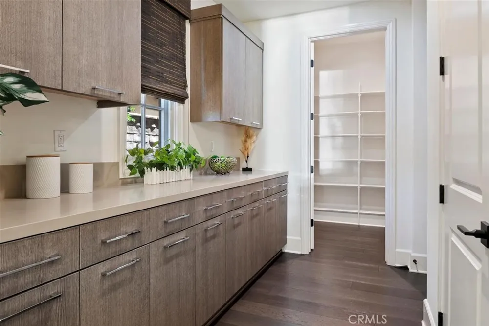 115 Candleglow Irvine, CA 92602
