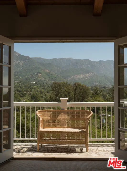 939 Arcady Road Santa Barbara, CA 93108
