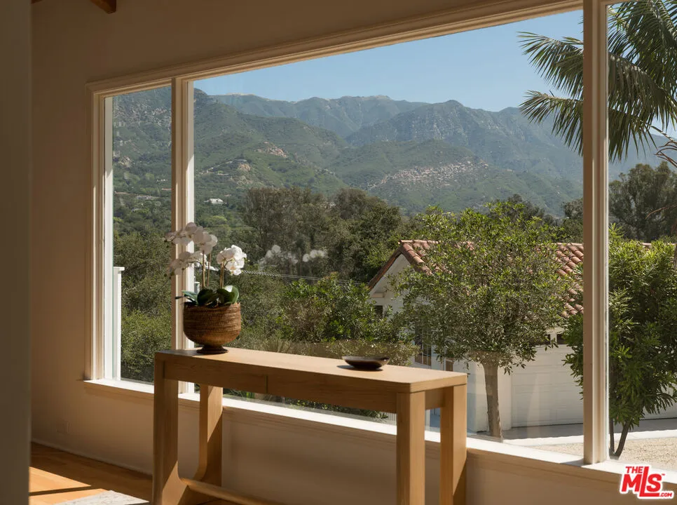 939 Arcady Road Santa Barbara, CA 93108