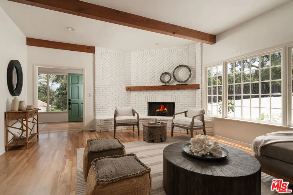 939 Arcady Road Santa Barbara, CA 93108