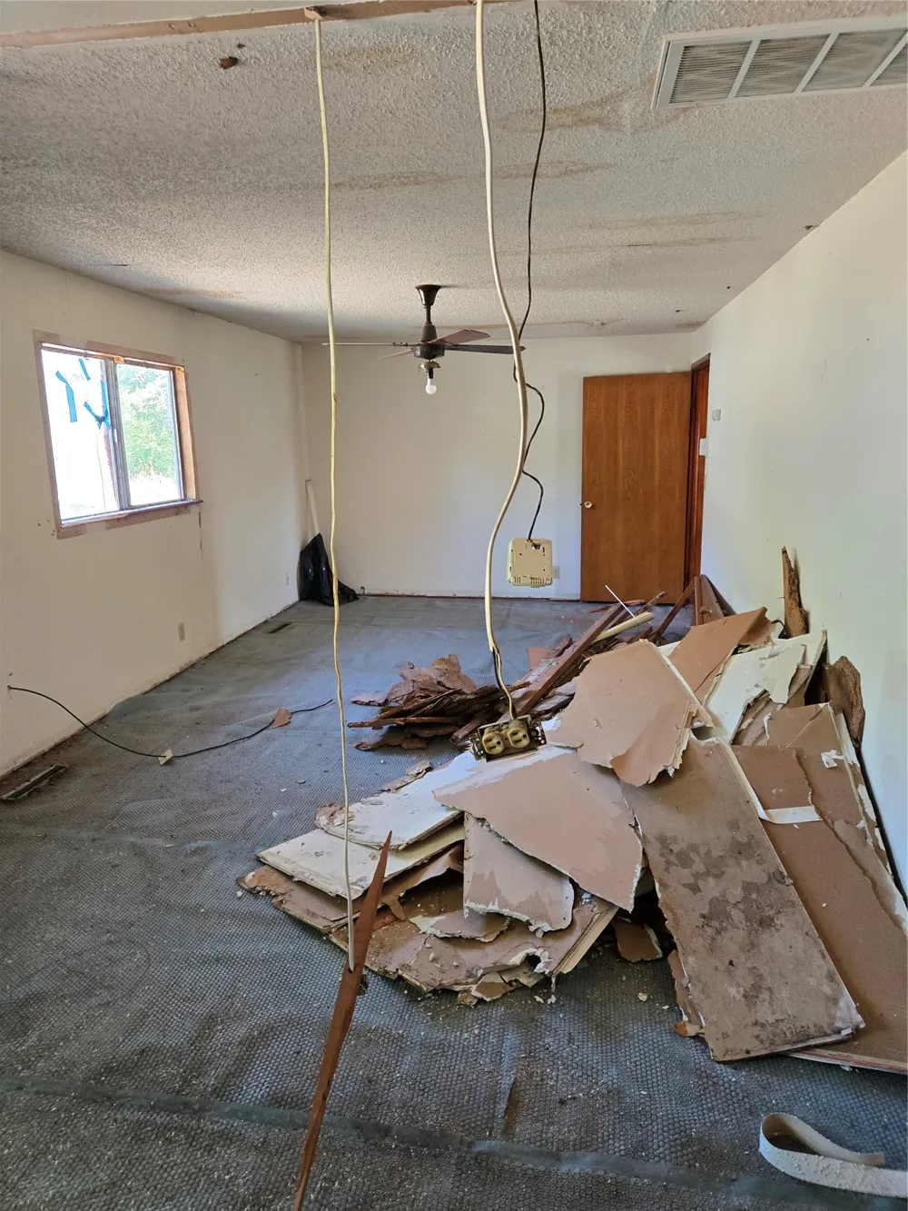 320 5th Francis, OK 74844