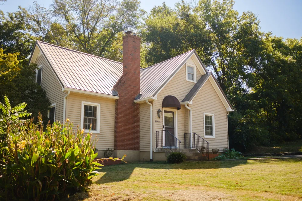 801 Elm St Columbia, TN 38401