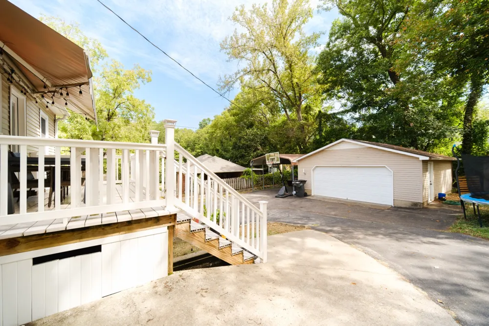 801 Elm St Columbia, TN 38401