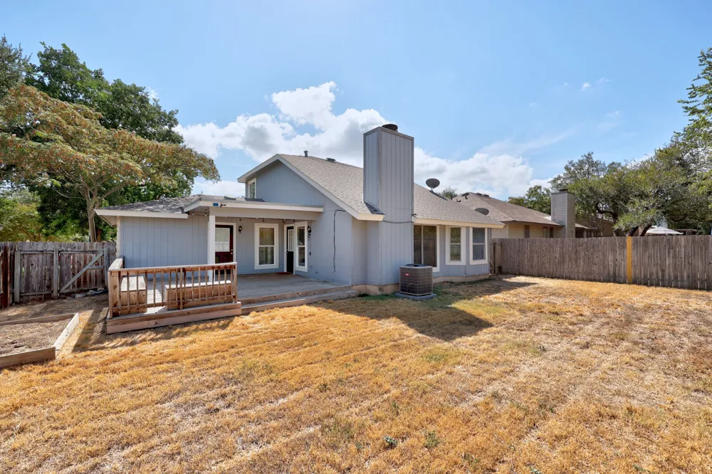 302 Splitrock Street Round Rock, TX 78681