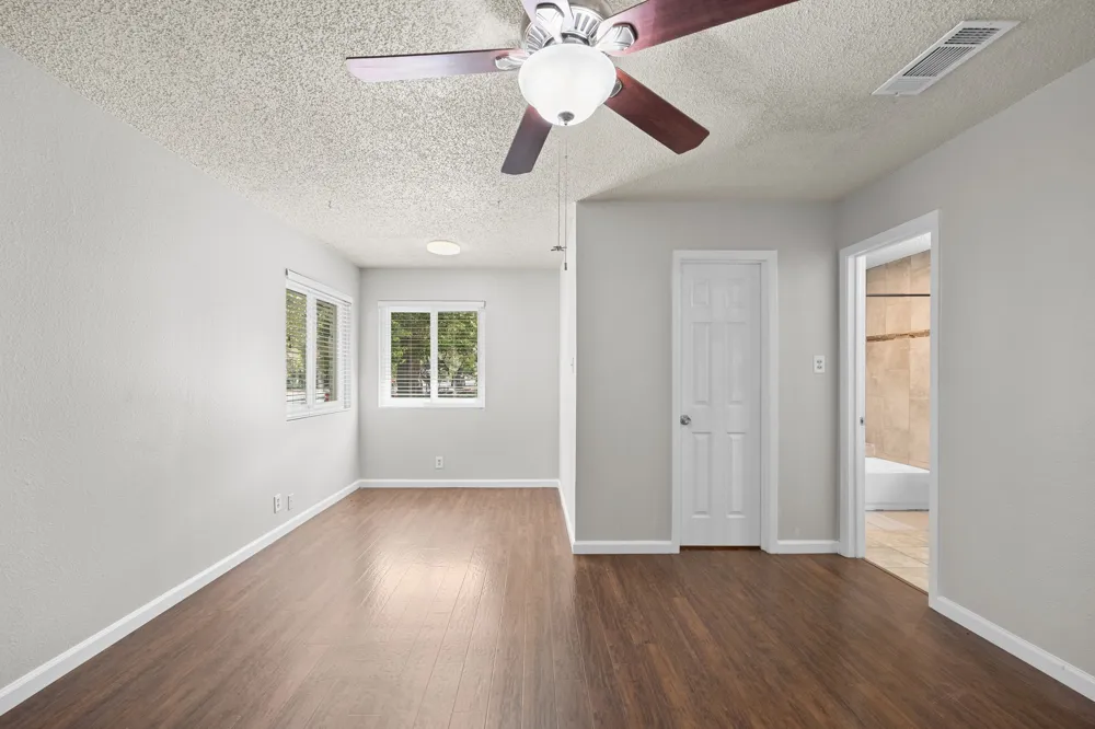 302 Splitrock Street Round Rock, TX 78681
