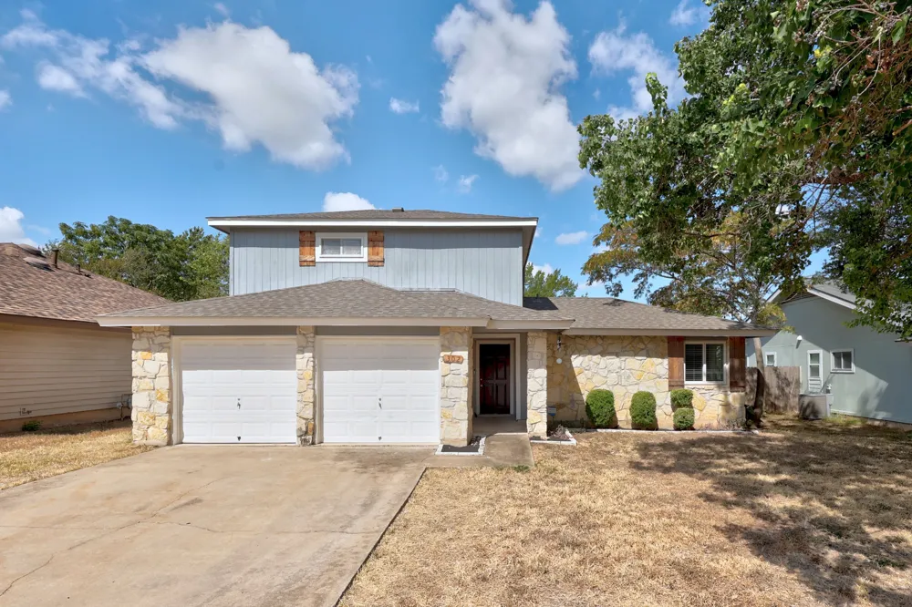 302 Splitrock Street Round Rock, TX 78681