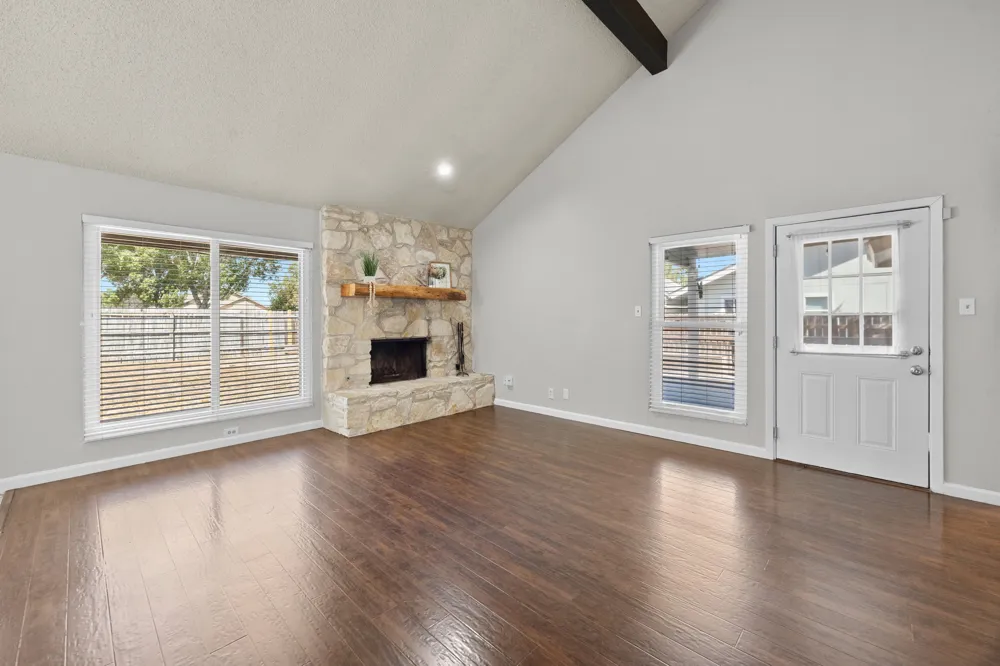 302 Splitrock Street Round Rock, TX 78681